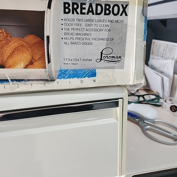 White Desktop Computer Case - Picture 5 of 7